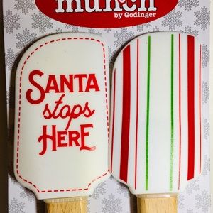 2 Santa Stops Here Silicone Spatulas Stripes Bake